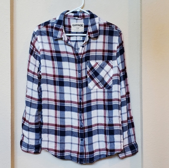 Garage Tops - Garage L/S Plaid Shirt.  Size Medium